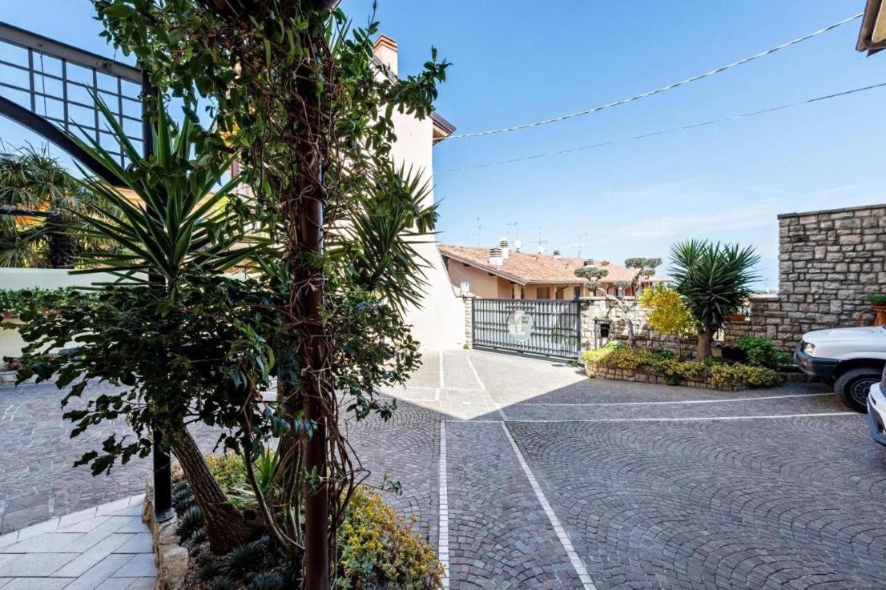Casa Vacanze Baccolo โปลเปนาซเซ เดล การ์ดา ภายนอก รูปภาพ